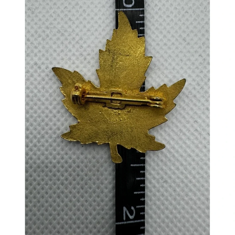 Vintage Double Acorn Leaf Brooch Pin Enamel Autumn Fall Thanksgiving Silver Gold